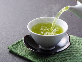 飲むだけで嬉しい効果！奇跡の飲み物と呼ばれる「緑茶」のすごさ