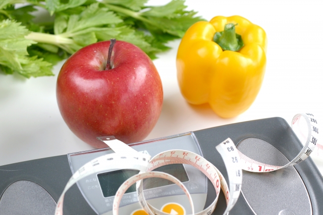 野菜と体重計