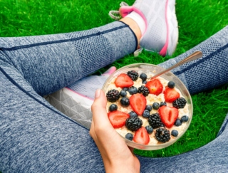 ダイエット中の運動は「食事」の前or後、どちらが効果的にやせられる？
