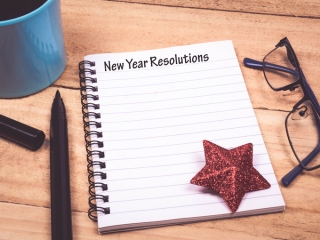 「New Year Resolution」書かれているノート