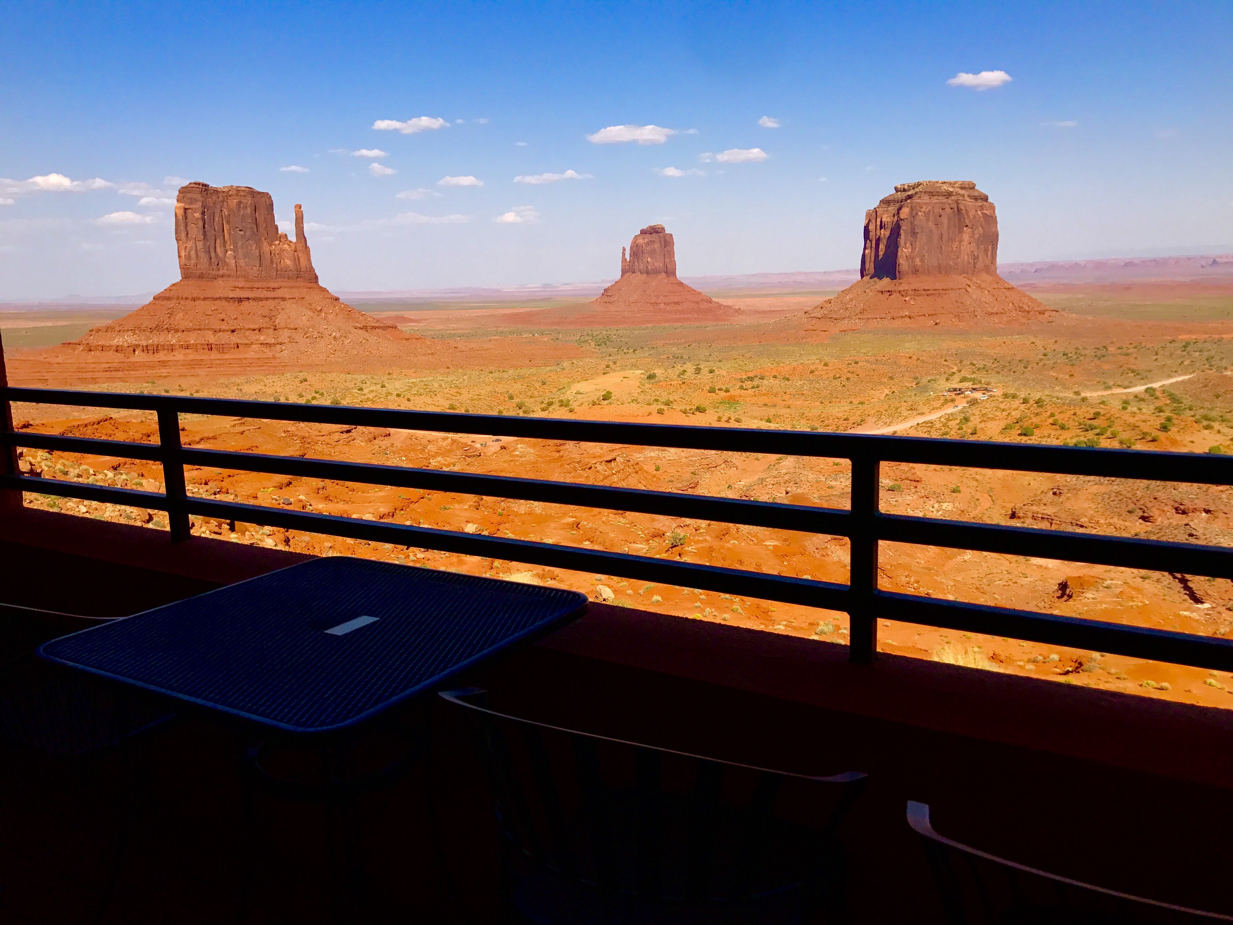一生に一度は行きたいアメリカ モニュメントバレーの絶景を独り占めする旅 ダイエット フィットネス ヘルスケアのことならfytte フィッテ