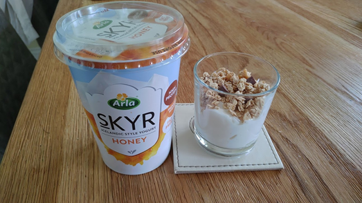 skyrヨーグルトと朝食レシピ