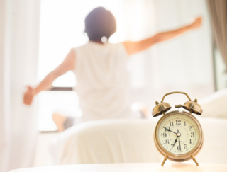 朝15秒で快眠体質！「眠れない」「起きられない」を解消する朝習慣とは!?