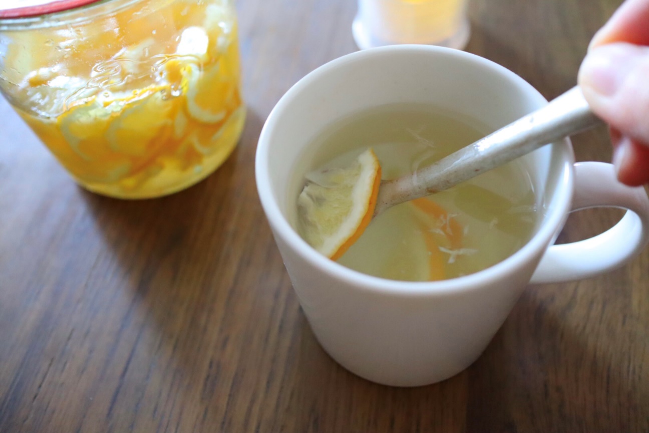 薬膳のプロがやっている乾燥予防は 簡単 手作りはちみつレモン シロップ を使った保湿だった ダイエット フィットネス ヘルスケアのことならfytte フィッテ