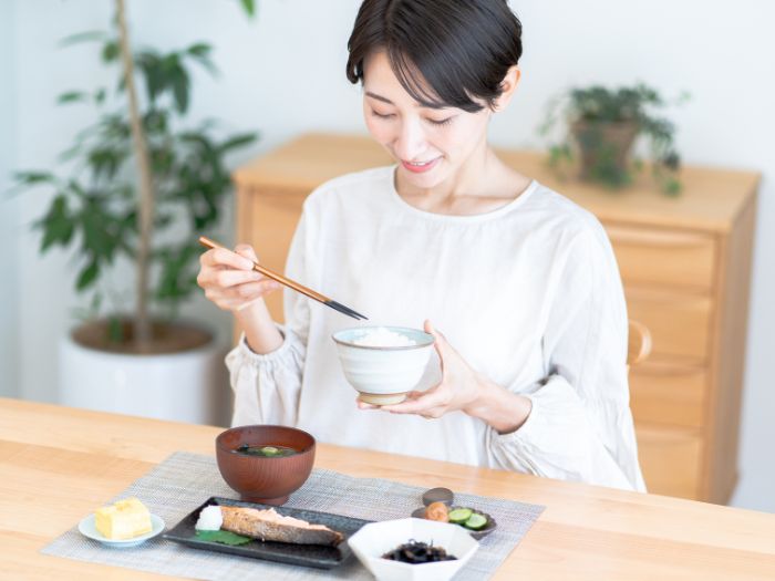 米ぬかパウダーのダイエット効果に注目！ ご飯にかけるだけの簡単習慣