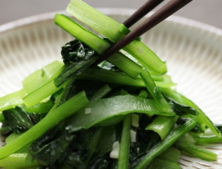 小松菜とほうれん草の違いってわかる？～ダイエットに役立つ栄養クイズ～
