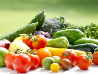 きゅうり、トマト、オクラ、なす。いちばんカロリーが低いのは？～ダイエットに役立つ栄養クイズ～
