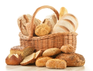 パン作りに欠かせないイースト。イーストのエサになる食材は？～ダイエットに役立つ栄養クイズ～