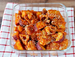 食べ応え抜群！ ご飯が進む「鶏肉とさつまいものピリ辛炒め」 #今日の作り置き