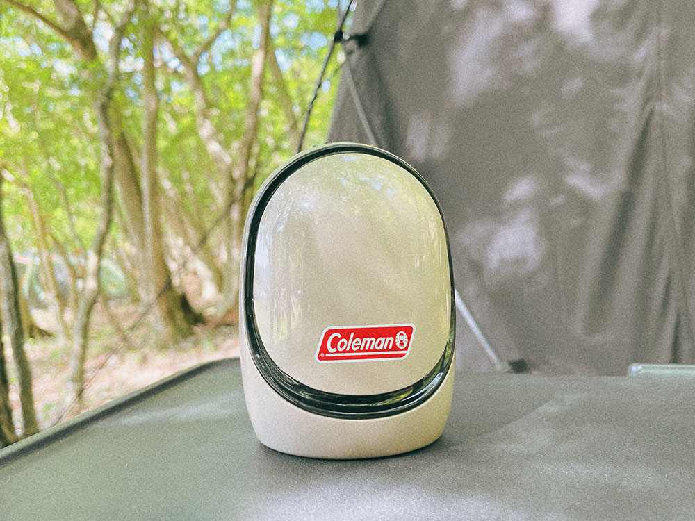 アース製薬×コールマンの｢電池式の蚊とり｣でキャンプも自宅も快適