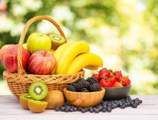 キウイフルーツ、ぶどう、ブルーベリー、りんご。いちばんカロリーが低いのは？～ダイエットに役立つ栄養クイズ～