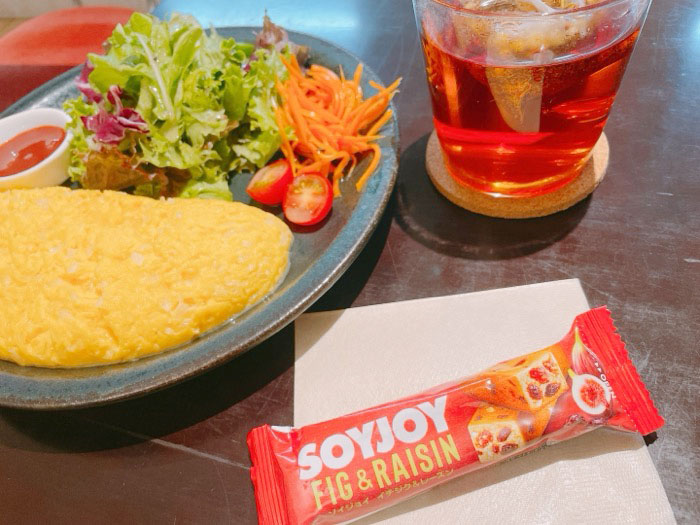 シンプルなランチに「SOYJOY」で大豆の栄養をちょい足し！ #Omezaトーク