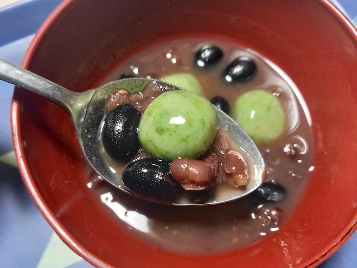 黒豆小豆よもぎ白玉お汁粉