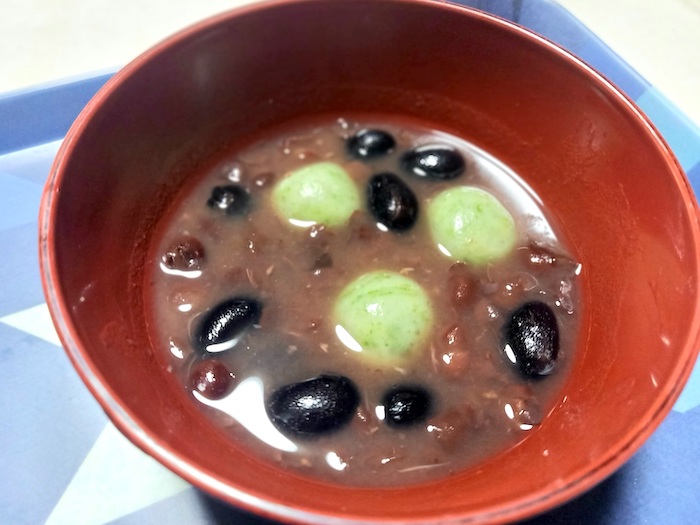 黒豆小豆よもぎ白玉お汁粉