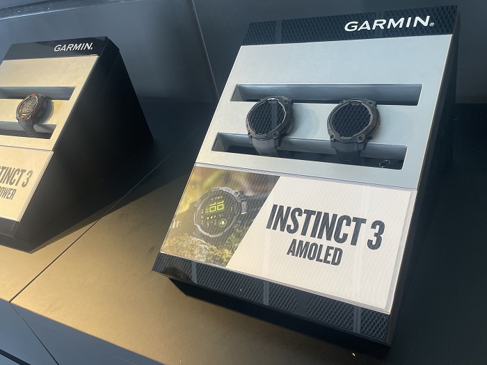 「Instinct 3」シリーズ