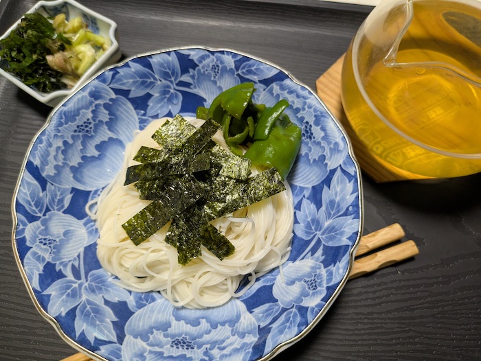 三輪の神糸で作った素麺茶づけ