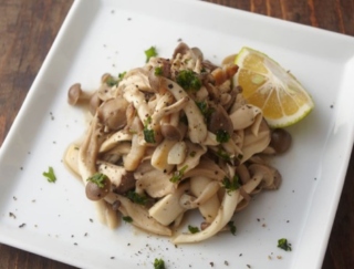 きのこ料理のおいしさが変わる!煮る、炒める、揚げるコツ