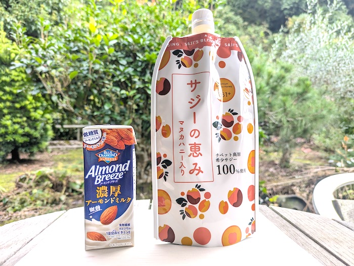 サジーの恵みとブリーズ濃厚アーモンドミルク