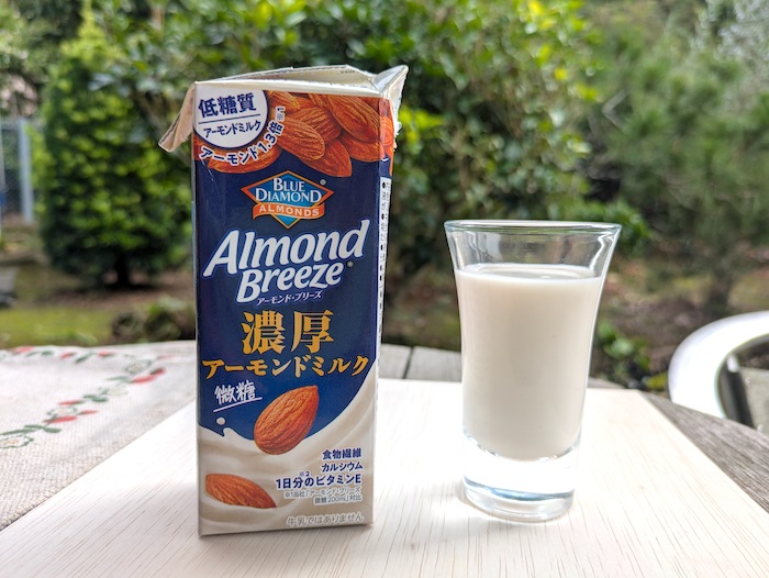 アーモンド・ブリーズ 濃厚アーモンドミルク