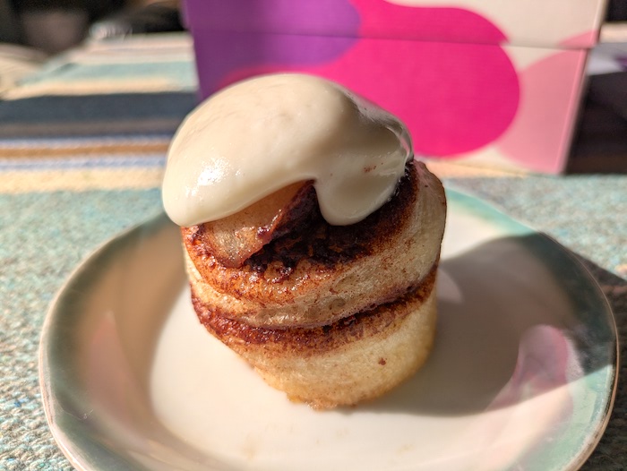 プラネットロールズのシナモンロール