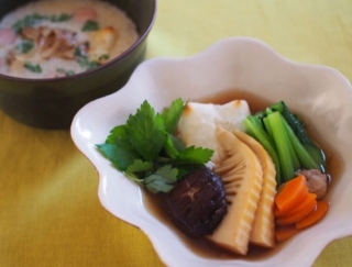 ［お雑煮レシピ］食生活が偏りがちなお正月に！野菜たっぷり雑煮