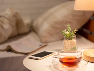 寝つきが悪いときに試してみて。漢方的安眠術と深い眠りを促す習慣とセルフケア