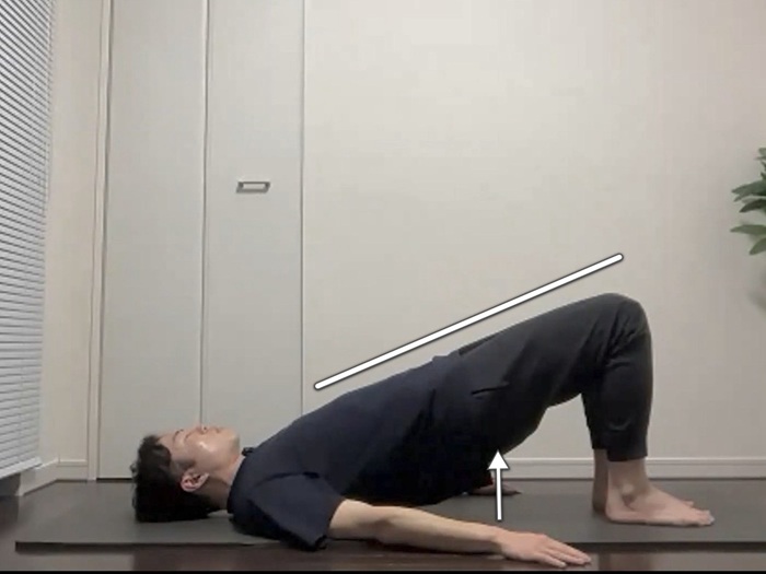 姿勢改善おうちピラティス