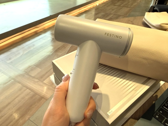 ツヤモイスト ドライヤー LIGHT発表会