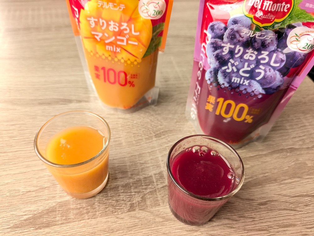 すりおろしマンゴーとすりおろしぶどう