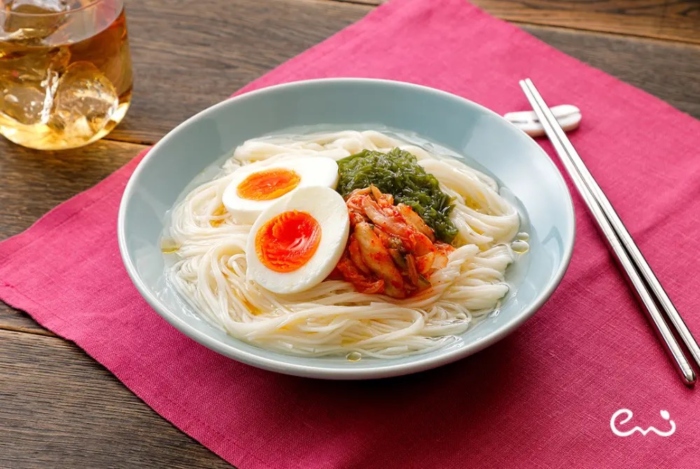 オクラとわかめのごま豆乳そうめん