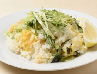 ［レタスチャーハンの究極簡単レシピ］炊飯器に材料を入れるだけ