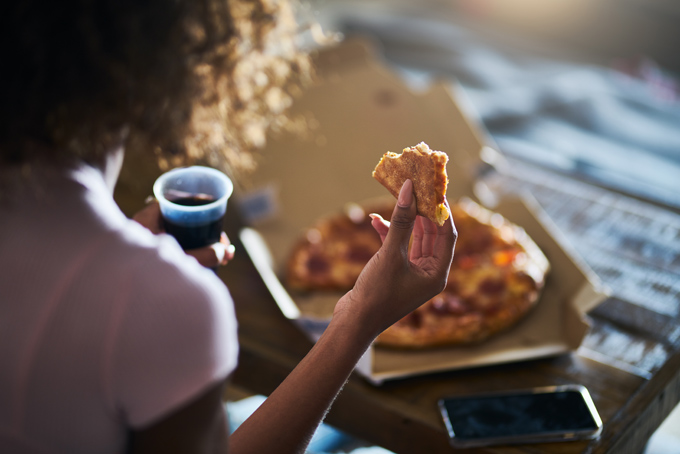 これをすると太る 21時以降の食事で避けたい３つのng行動 ダイエット フィットネス ヘルスケアのことならfytte フィッテ