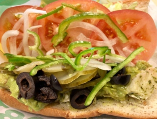 サブウェイの期間限定メニュー、サラダチキンサンドイッチでたんぱく質と野菜の栄養をチャージ！ #Omezaトーク