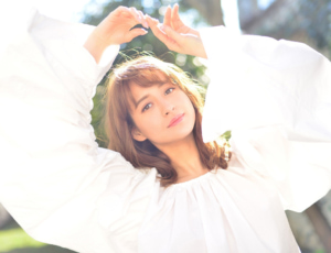 カリスマモデル、野崎萌香さんに直撃! 透明感のある美肌とメリハリのある美ボディの秘訣とは?<前編>