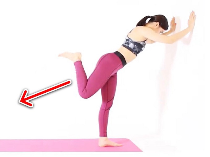 簡単だから継続できる 壁トレ でお尻 太ももを引き締める 動画３選 ダイエット フィットネス ヘルスケアのことならfytte フィッテ