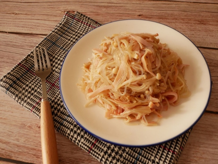 和風パスタのような味わいで満足 えのきとハムのバター しょうゆ春雨 今週の作り置き ダイエット フィットネス ヘルスケアのことならfytte フィッテ