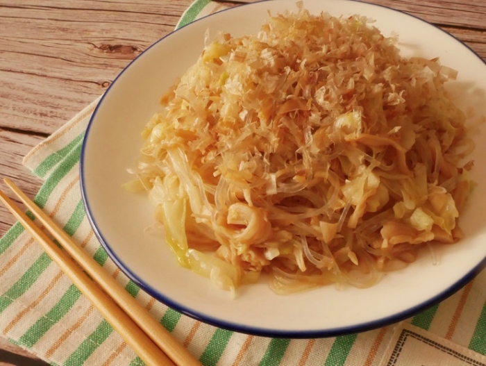 簡単レシピ 中華麺より低カロリー 鶏ささみと冬キャベツの春雨やきそば 風 今週の作り置き ダイエット フィットネス ヘルスケアのことならfytte フィッテ