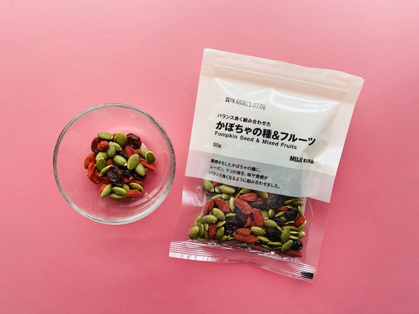 女性にうれしい栄養がギュッ おやつにオススメ 無印良品の バランス良く組み合わせた かぼちゃ の種 フルーツ ダイエット フィットネス ヘルスケアのことならfytte フィッテ